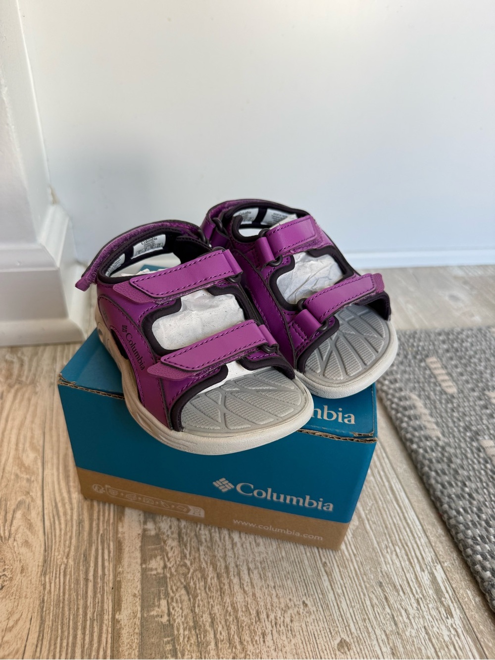 NIB Columbia toddler techsun Velcro Strap Sandals